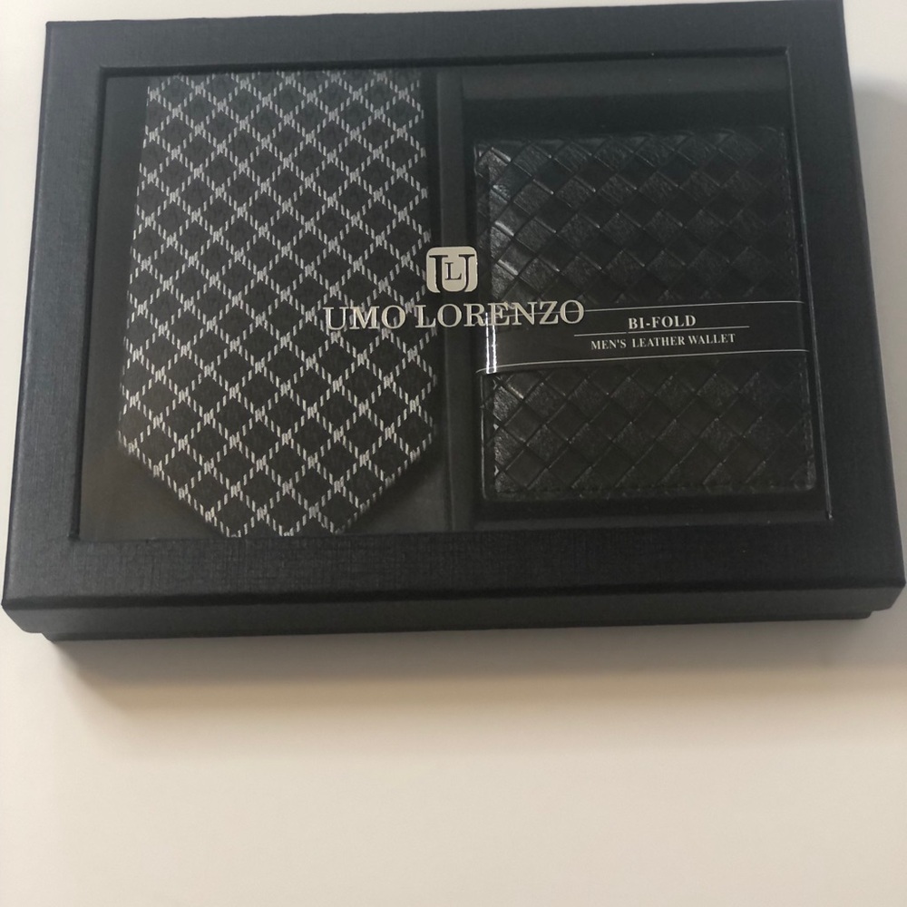 Lorenzo Black and Gray Tie Set with Elegant Design